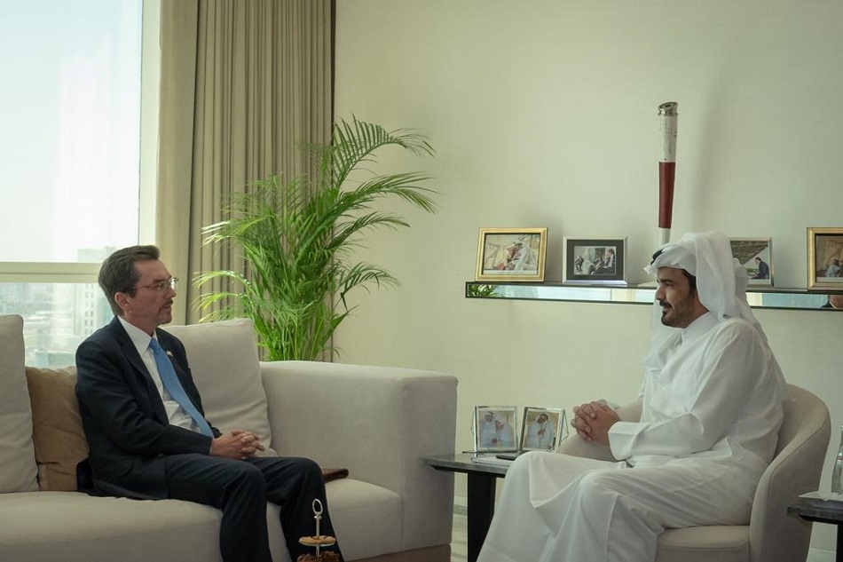 HE Sheikh Joaan meets US Charge d'Affaires