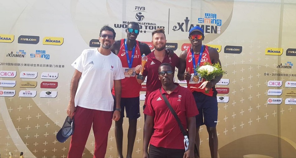 المنتخب القطري للكرة الطائرة الشاطئية
