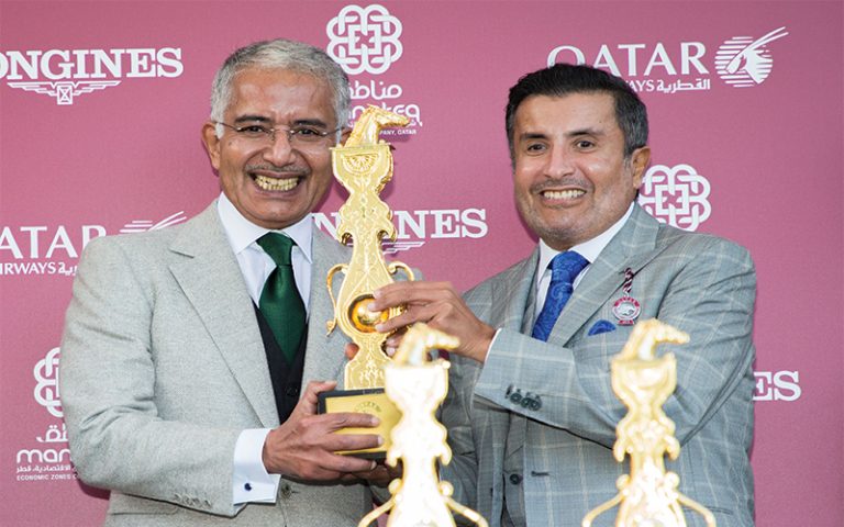 سمو الشيخ عبد الله يتوج سمو الشيخ محمد باللقب المونديالي