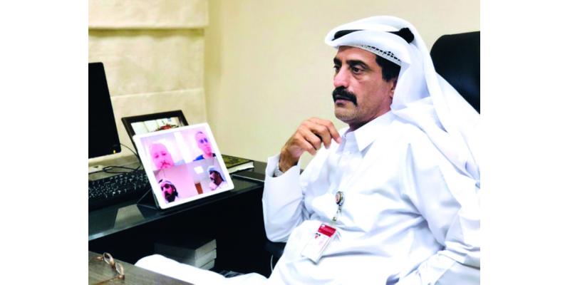 خليل الجابر خلال الاجتماع