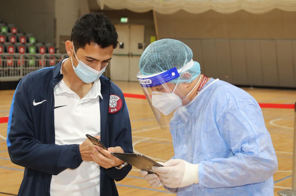 بدء الفحص الطبي للحكام والعاملين في إدارة التحكيم