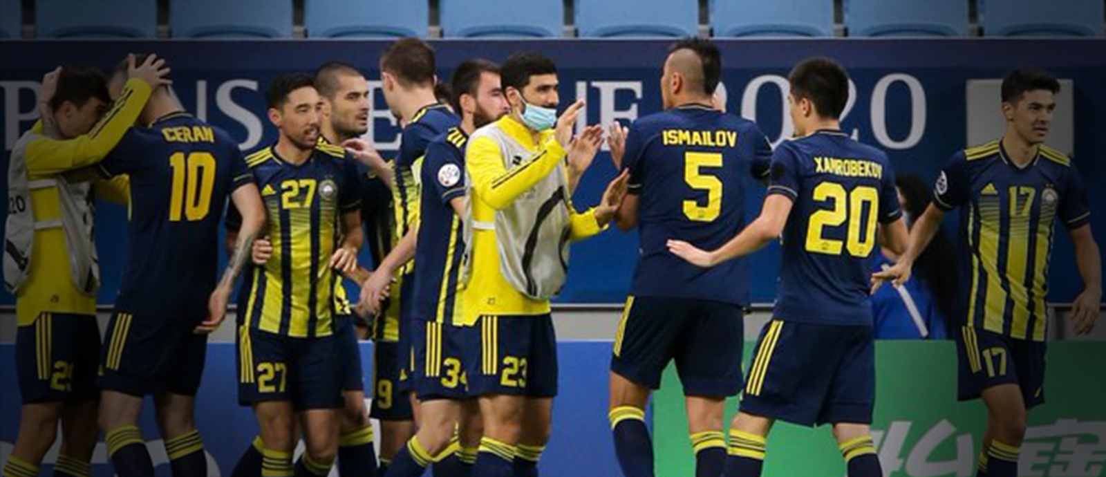 FC Pakhtakor celebrate victory