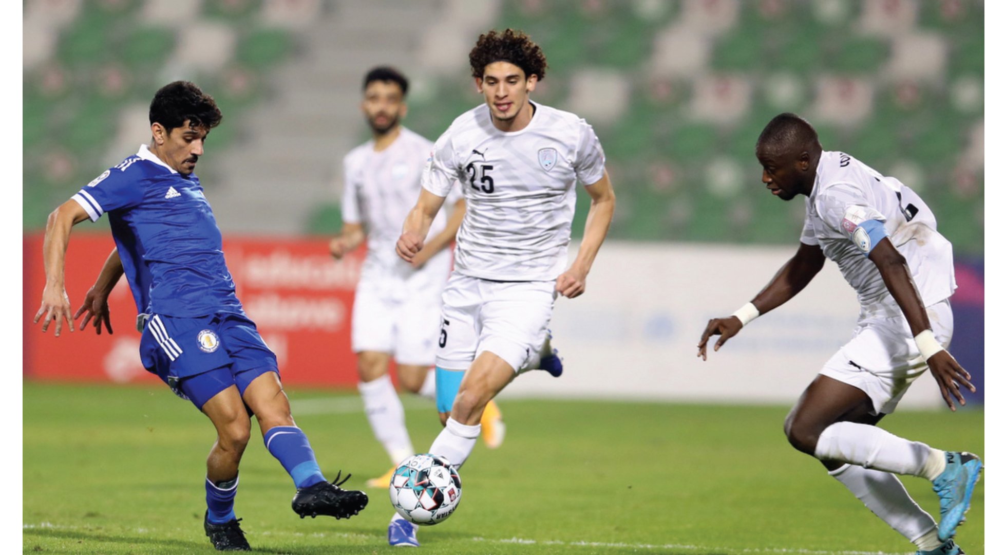 دخول الدوري الأمتار الأخيرة