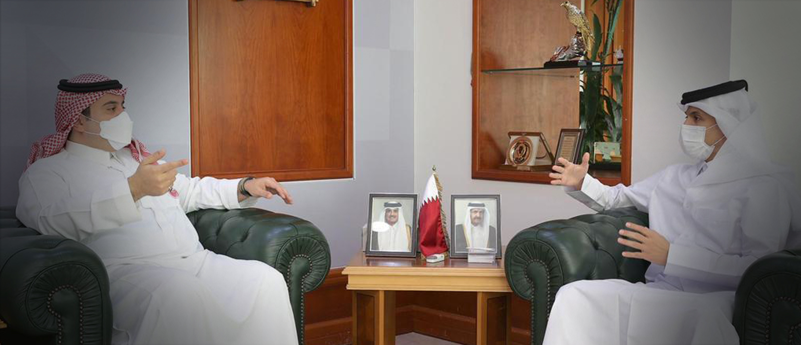 أمين عام اللجنة الأولمبية القطرية يلتقي نائب رئيس اللجنة الأولمبية السعودية