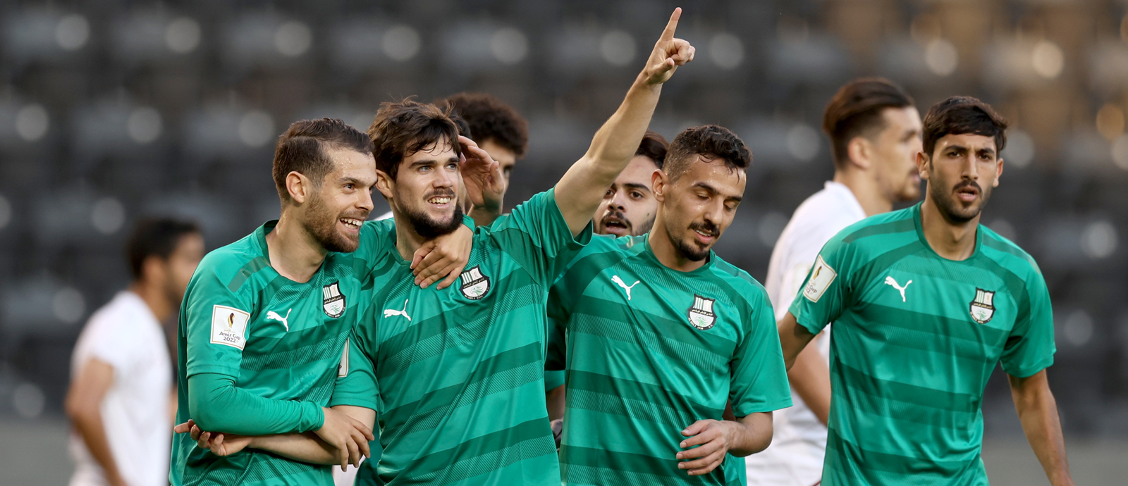 الأهلي يتخطى المرخية