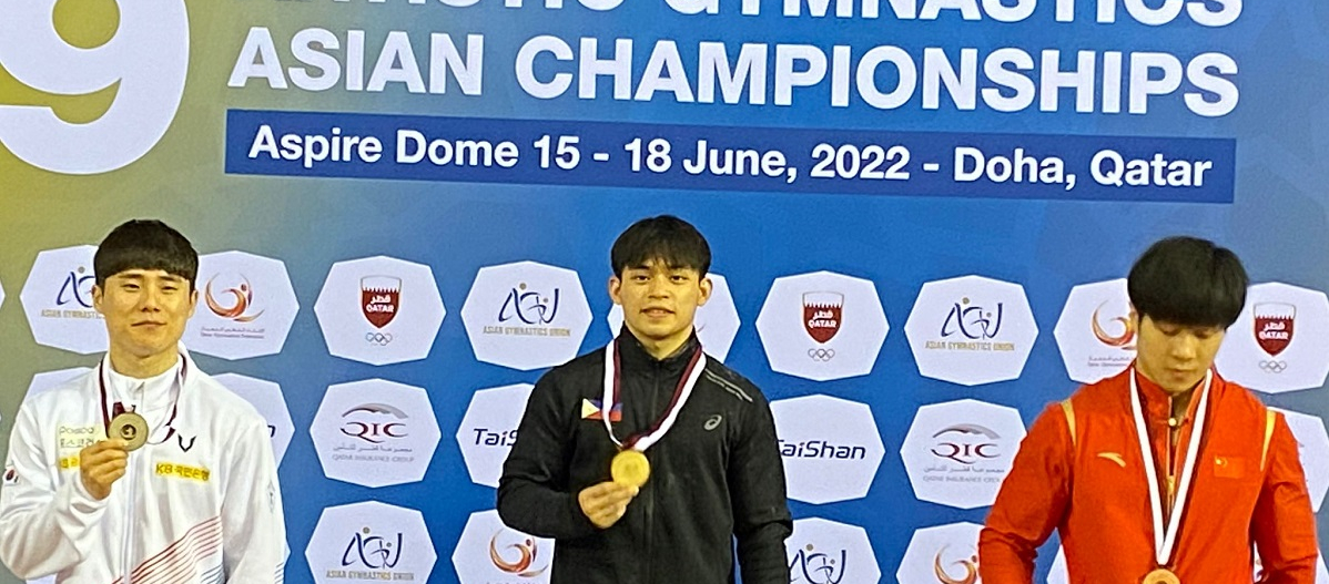  Carlos Yulo of the Philippines won the gold in men's floor exercise