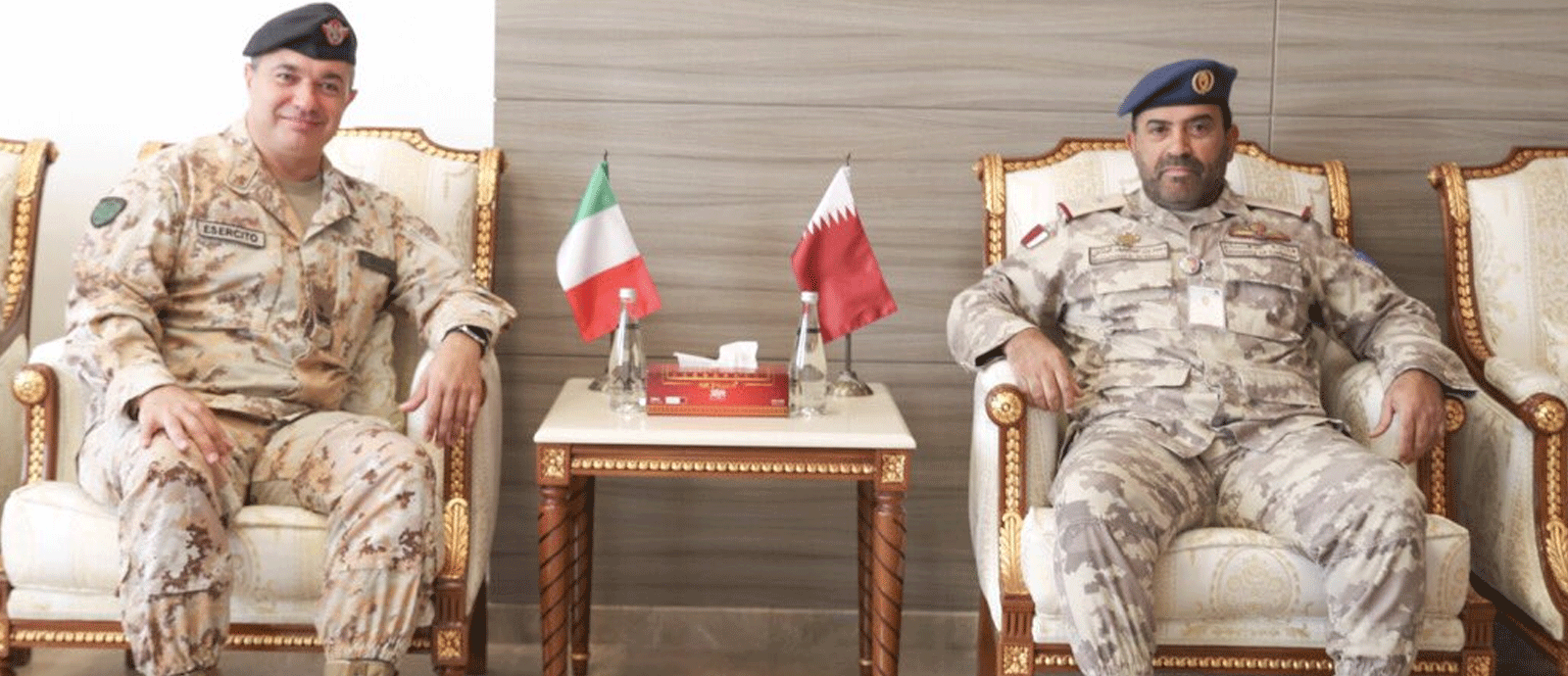 رئيس لجنة وزارة الدفاع التنفيذية لحدث كأس العالم قطر 2022 يلتقي وفدا من القوات المسلحة الإيطالية