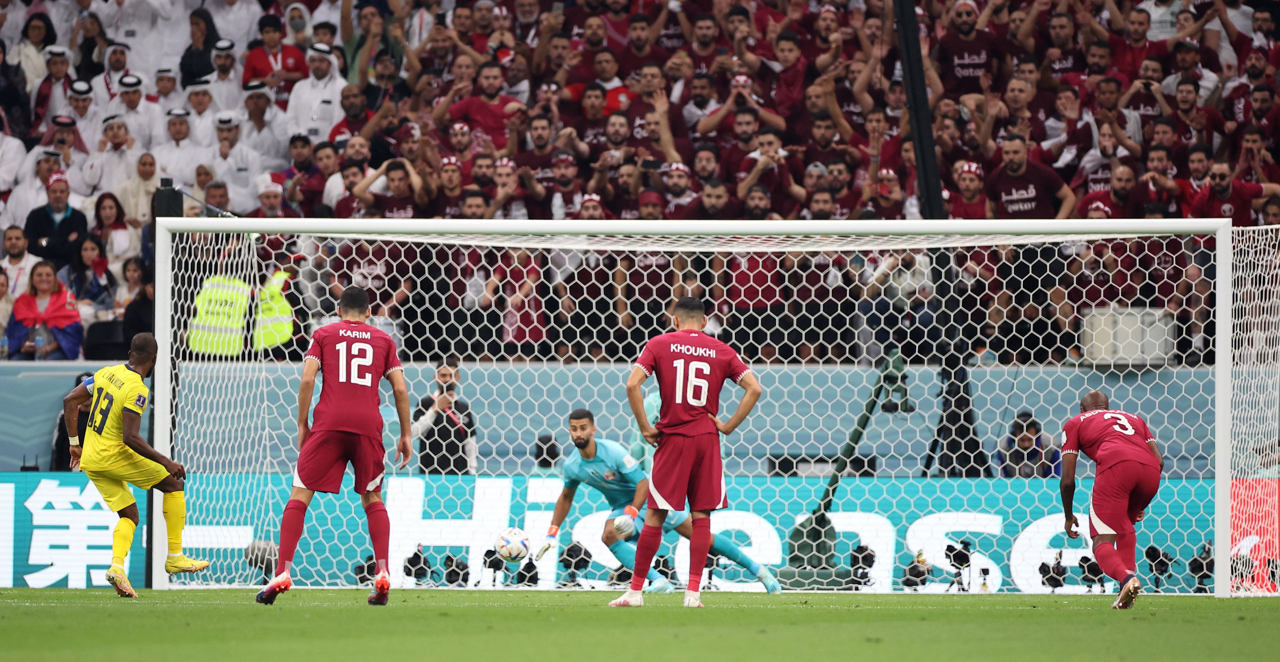  Qatar Loses to Ecuador 0-2