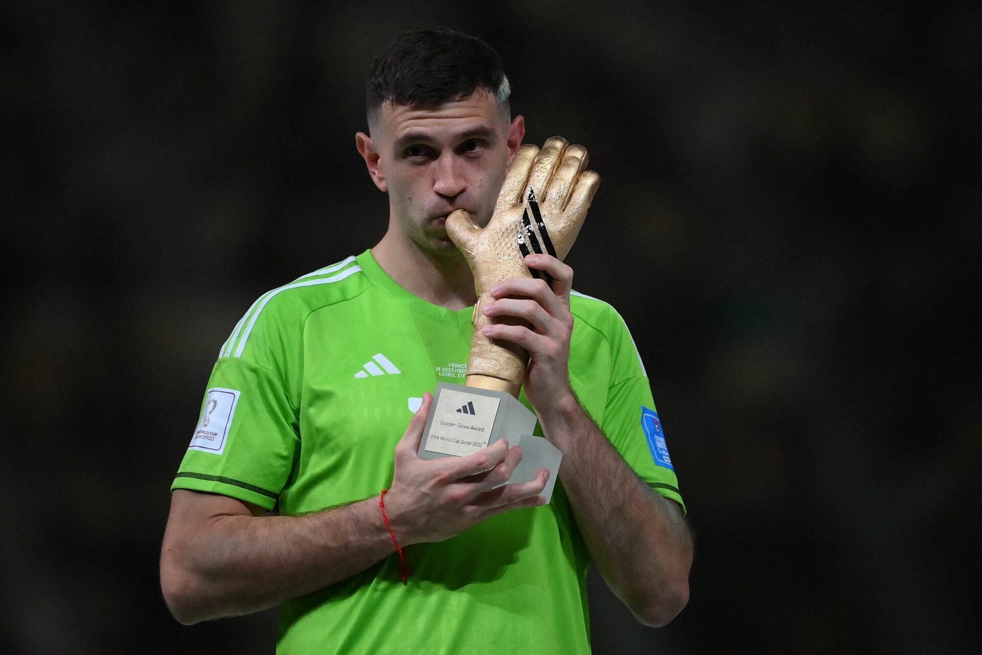 Emiliano Martinez wins FIFA World Cup golden glove 