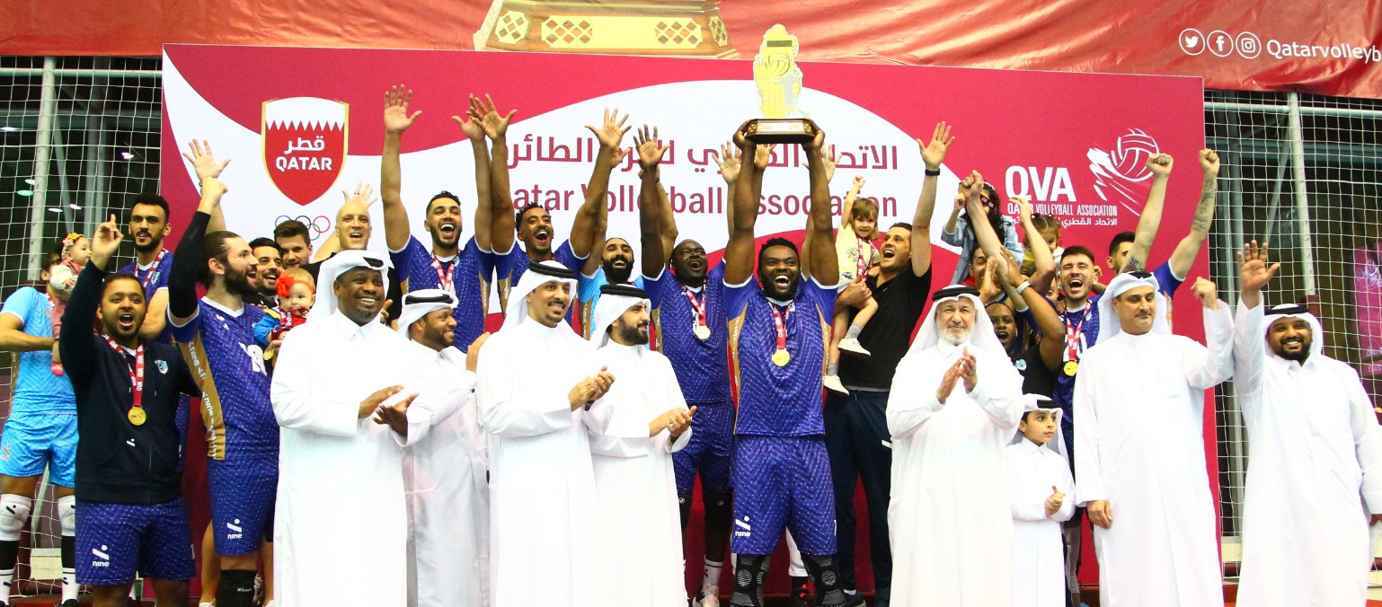 الشرطة يتوج بلقب كأس قطر للكرة الطائرة 