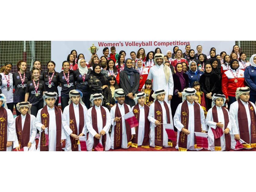 Sheikha Hind bint Hamad Crowns Winning Teams