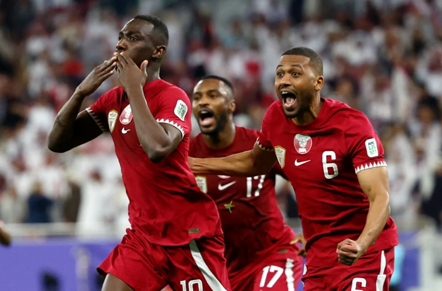 منتخب قطر يتأهل إلى نهائى كأس أمم آسيا لمواجهة الأردن 