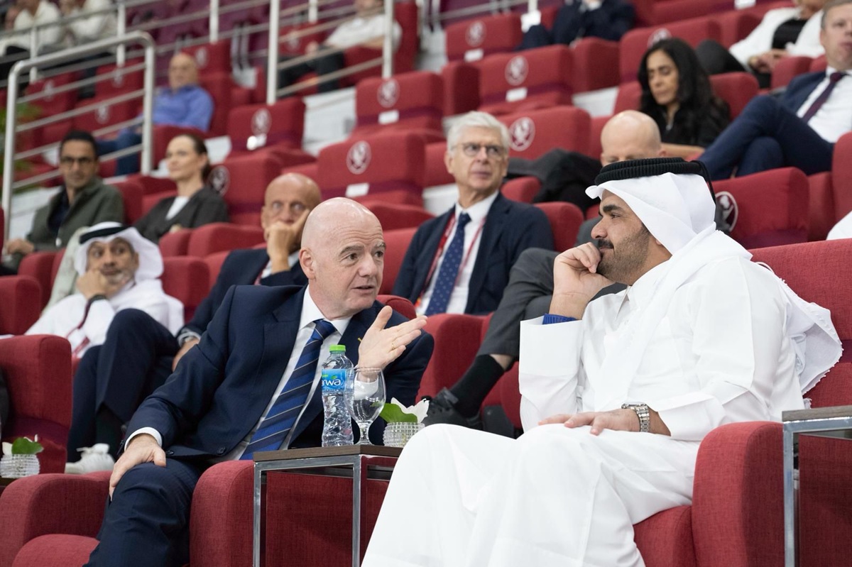 الشيخ جوعان يحضر ختام كأس العالم لكرة القدم تحت 17 سنة
