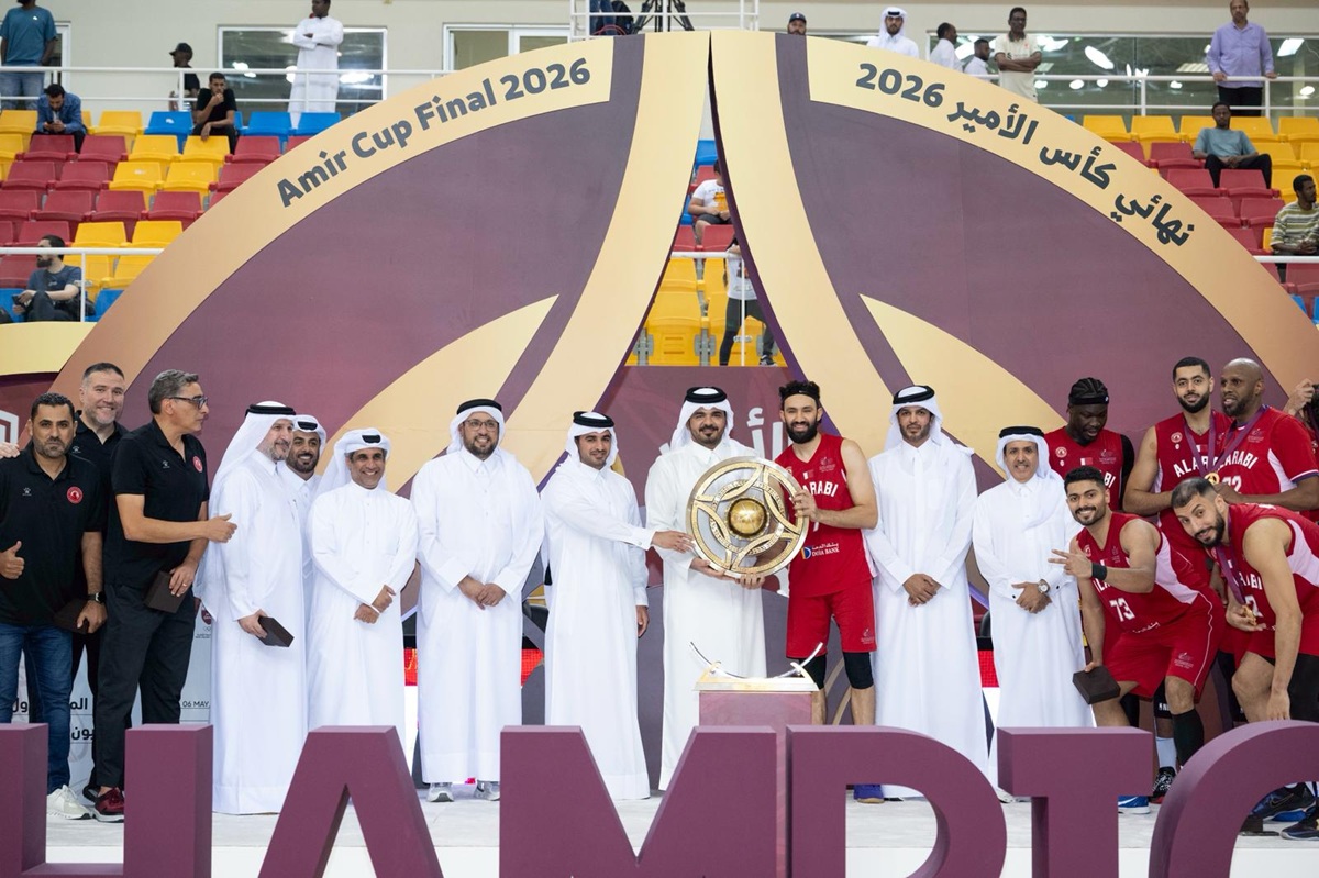 سعادة الشيخ جوعان بن حمد آل ثاني يتوج العربي بطلًا لكأس سمو الأمير لكرة السلة